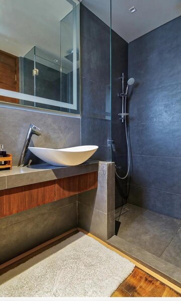 Bathroom in 3 BHK Apartment at Seven Bungalow, Andheri West – for Rent