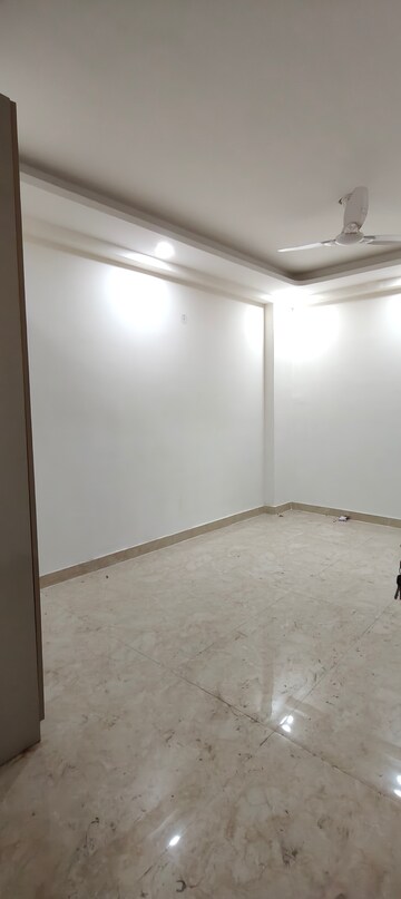 Bedroom in 3 BHK Builder Floor at Chattarpur – for Rent