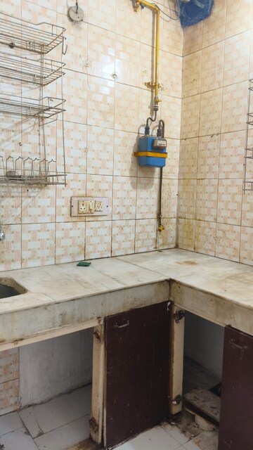 Kitchen in 2 BHK Builder Floor at Dayanand Colony – for Rent