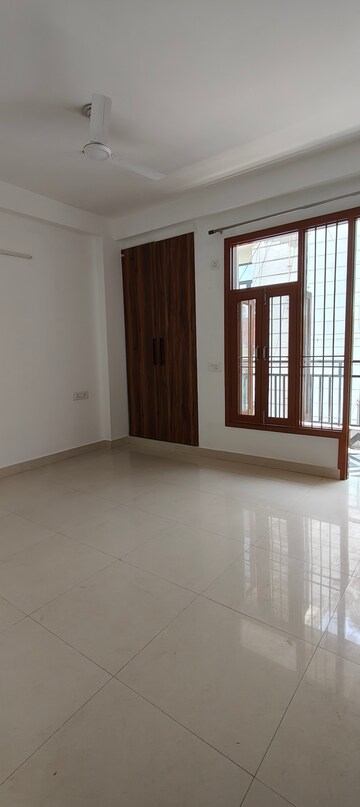 2 BHK Builder Floor For Rent in Chattarpur