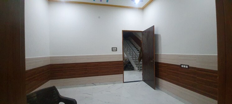 undefined, adarsh nagar 3.5 Bedroom 100 Sq.Ft. Independent House In Adarsh Nagar Faridabad 9001584