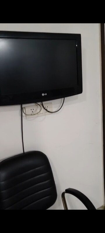 Furnished Amenities in 3 BHK Builder Floor at Pitampura – for Rent