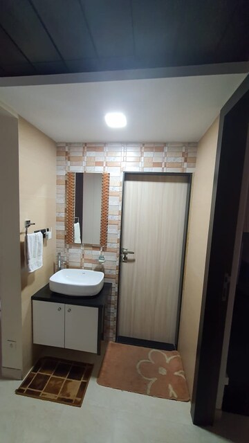 Team Area in 3 BHK Apartment at Sheth Vasant Lawns, Laxmi Nagar – for Rent