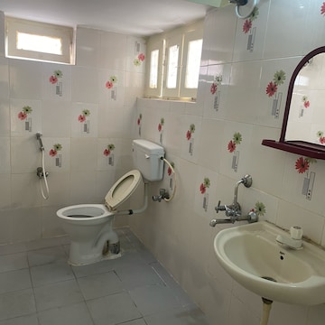 Bathroom in 3 BHK Independent House at Shanthi Nagar – for Rent