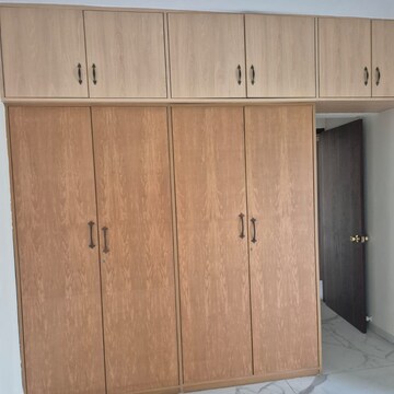 Furnished Amenities in 4 BHK Apartment at Sai Gunina Apartment, Palm Beach – for Rent