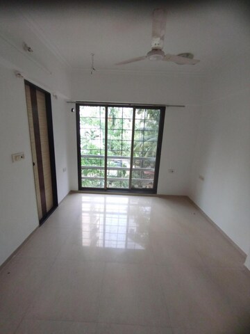 Room in 3 BHK Apartment at Andheri West – for Rent