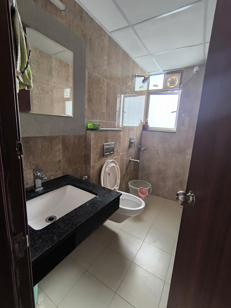 Bathroom, shapoorji-pallonji-joyville-phase-2 3 Bedroom 1852 Sq.Ft. Apartment In Sector 102 Gurgaon 9001652