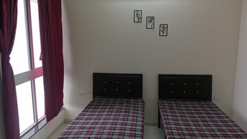 Bedroom in 2 BHK Apartment at Sheth Zuri, Laxmi Nagar – for Rent