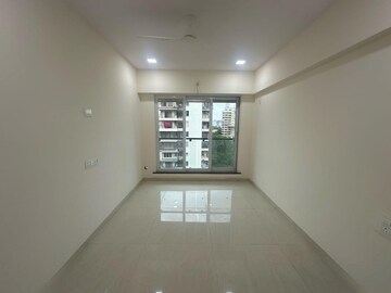 Room in 3 BHK Apartment at Andheri West – for Rent