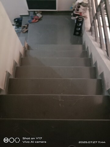 Staircase in 3 BHK Apartment at University Road – for Rent