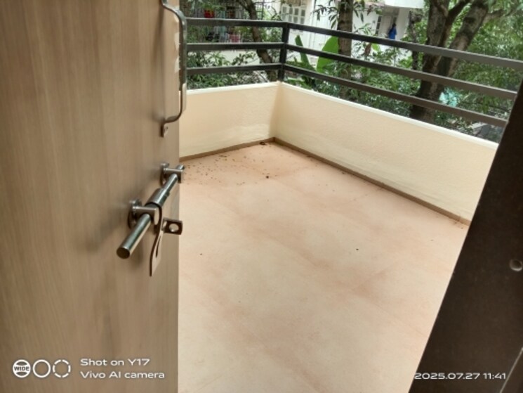 Balcony, university road 3 Bedroom 1700 Sq.Ft. Apartment In University Road Pune 9001675