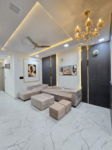 Bedroom in 4 BHK Apartment at Vardhman Arcadia Greens, Gandhi Path – for Sale