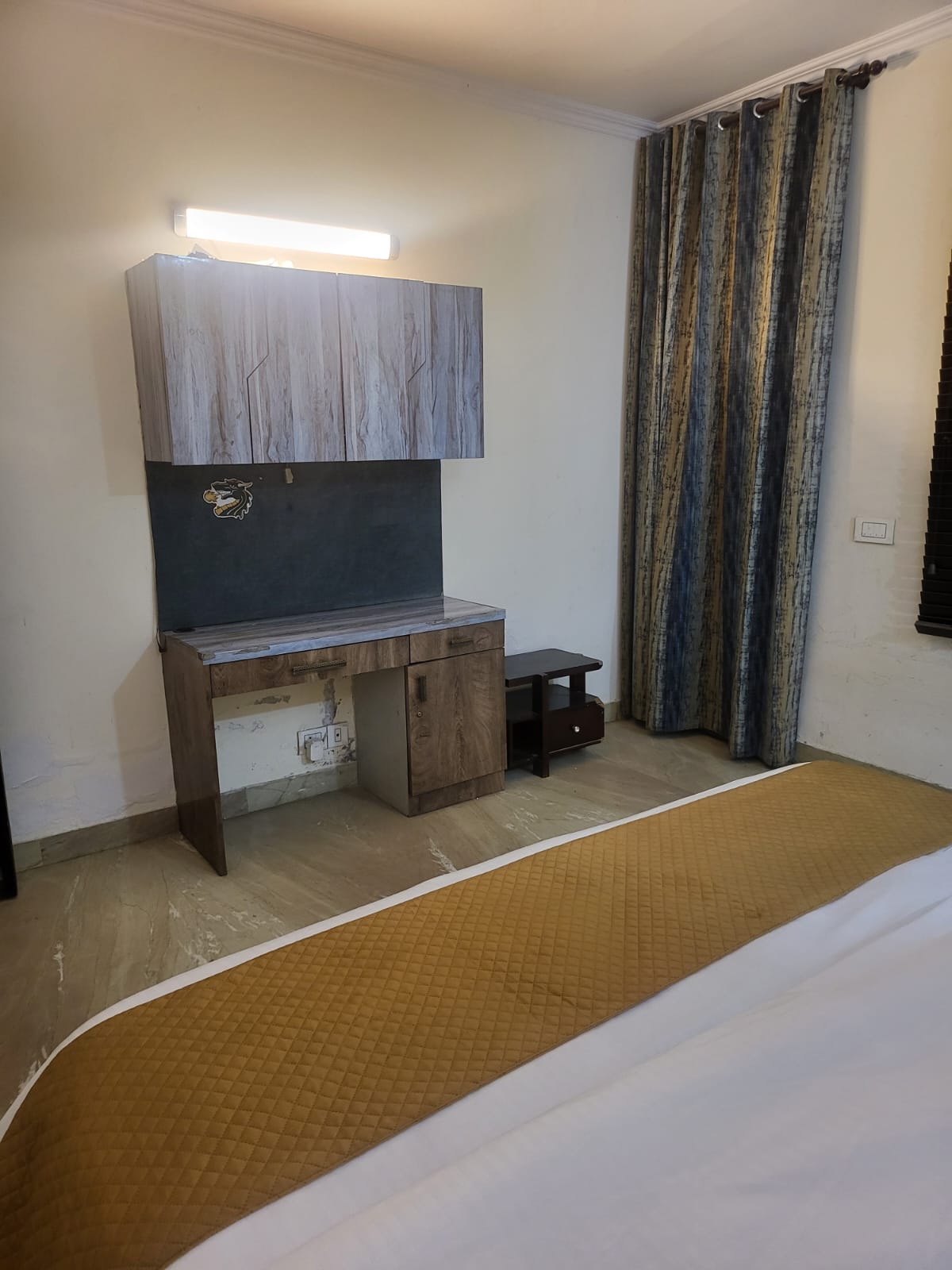 2 BHK Apartment For Rent in Ajnara Homes Phase 2