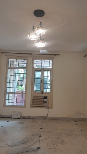 3 BHK Builder Floor – Exterior View View at Unitech South City II, Sector 50 - for Rent