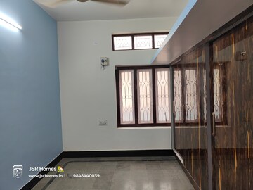 Room in 2 BHK Builder Floor at East Marredpally – for Rent