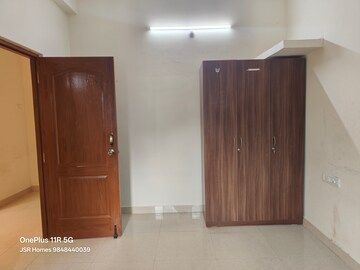 Furnished Amenities in 1 BHK Apartment at Srila Heights, East Marredpally – for Rent