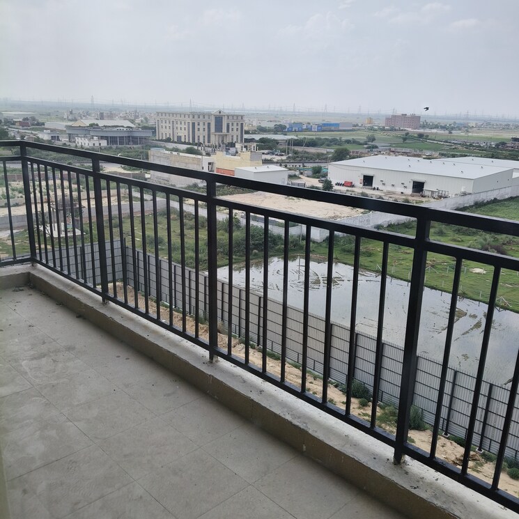 Balcony, rof-aalayas-phase-2 3 Bedroom 645 Sq.Ft. Apartment In Sector 102 Gurgaon 9001897