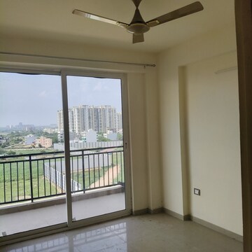 Room in 3 BHK Apartment at ROF Aalayas Phase 2, Sector 102 – for Rent