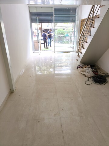 Room in  Shop at Seawoods Sector 44a – for Rent
