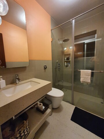 Team Area in 2 BHK Apartment at Ved Kabir, Santacruz West – for Rent