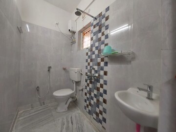 Bathroom in 2 BHK Apartment at New Town Tower, New Town Action Area 1 – for Sale