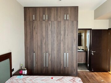 Room in 4 BHK Apartment at M3M Latitude, Sector 65 – for Rent