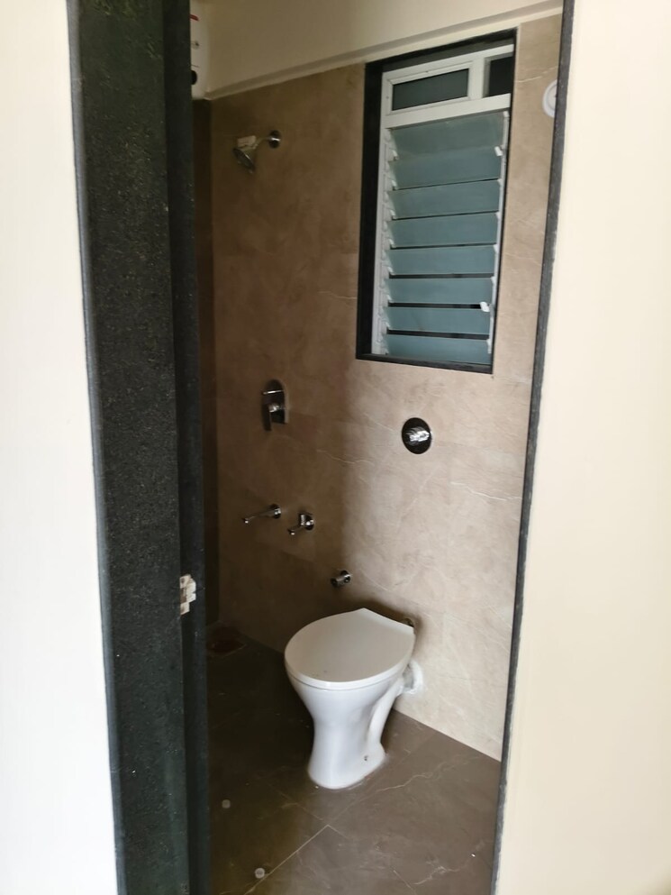 Bathroom, mahavir-kalpavruksha 1 Bedroom 627 Sq.Ft. Apartment In Ghodbunder Road Thane 9001936