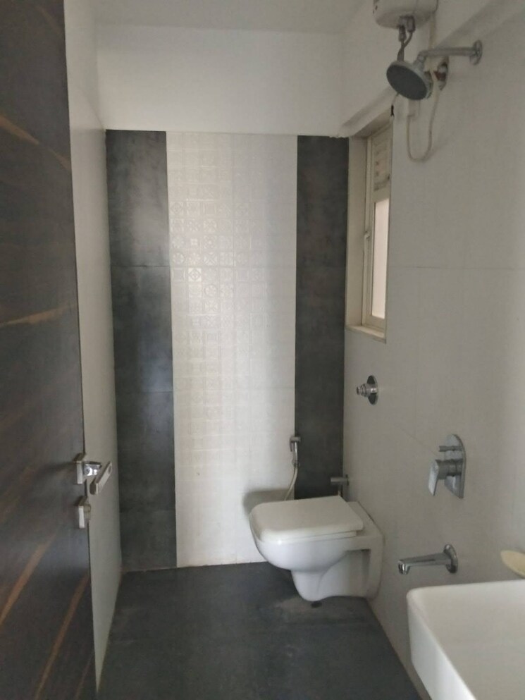 Bathroom, gurukrupa-marina-enclave 1 Bedroom 730 Sq.Ft. Apartment In Malad West Mumbai 9001946