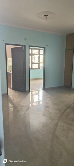 2 BHK + Study Room Apartment For Sale in Mahanagar