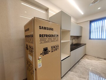 Furnished Amenities in 3 BHK Apartment at Ekta Verve, Khar West – for Sale
