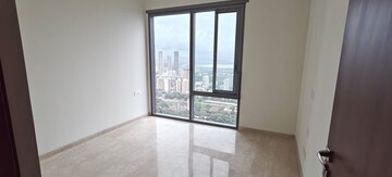 Room in 2 BHK Apartment at Piramal Mahalaxmi, Mahalaxmi – for Rent