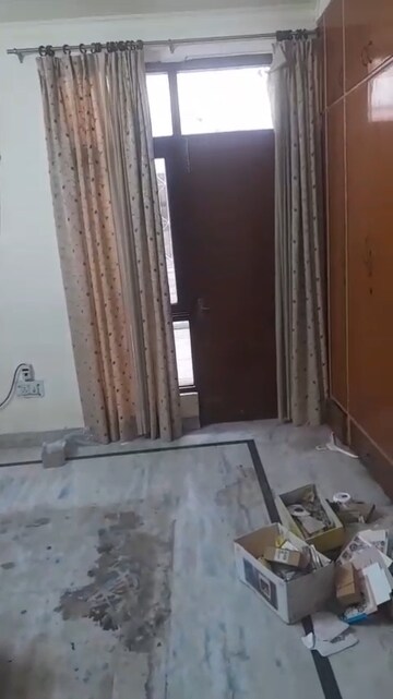 Building Lobby in 3 BHK Builder Floor at Mehrauli – for Rent