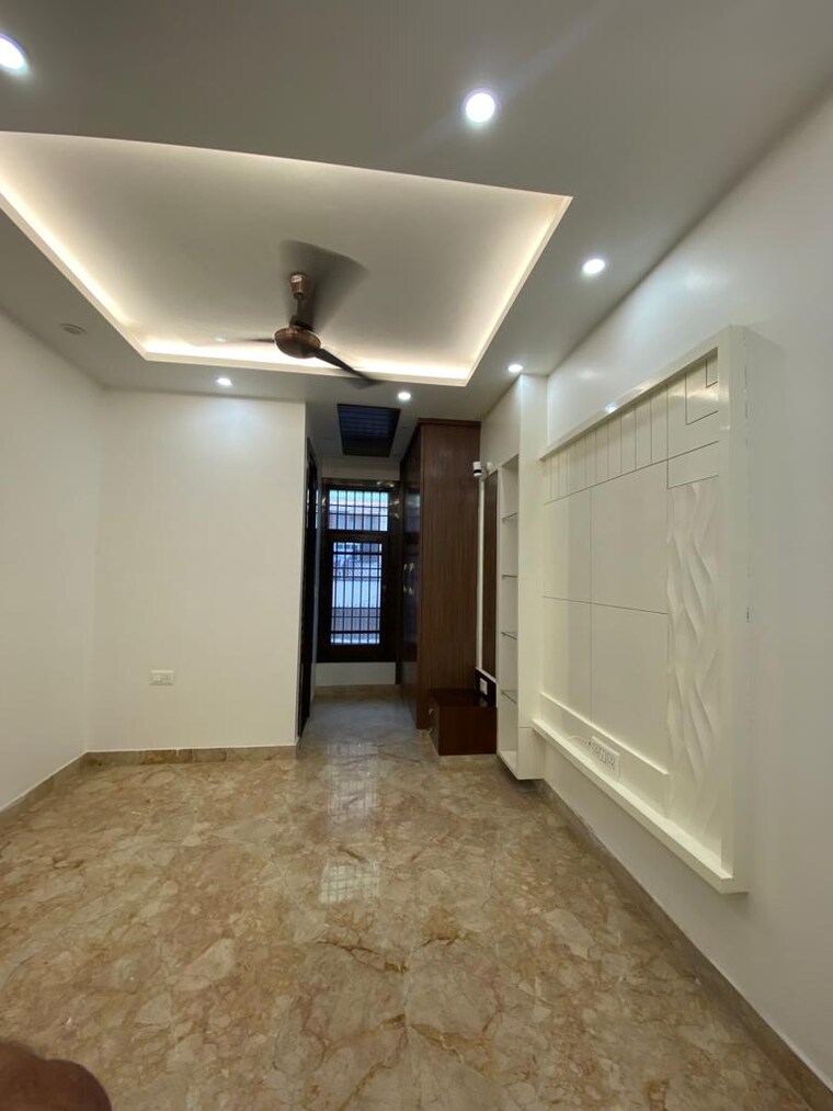 Room, shreshtha vihar 3 Bedroom 1125 Sq.Ft. Builder Floor In Shreshtha Vihar Delhi 9001963