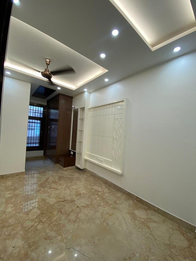 Room, shreshtha vihar 3 Bedroom 1125 Sq.Ft. Builder Floor In Shreshtha Vihar Delhi 9001963