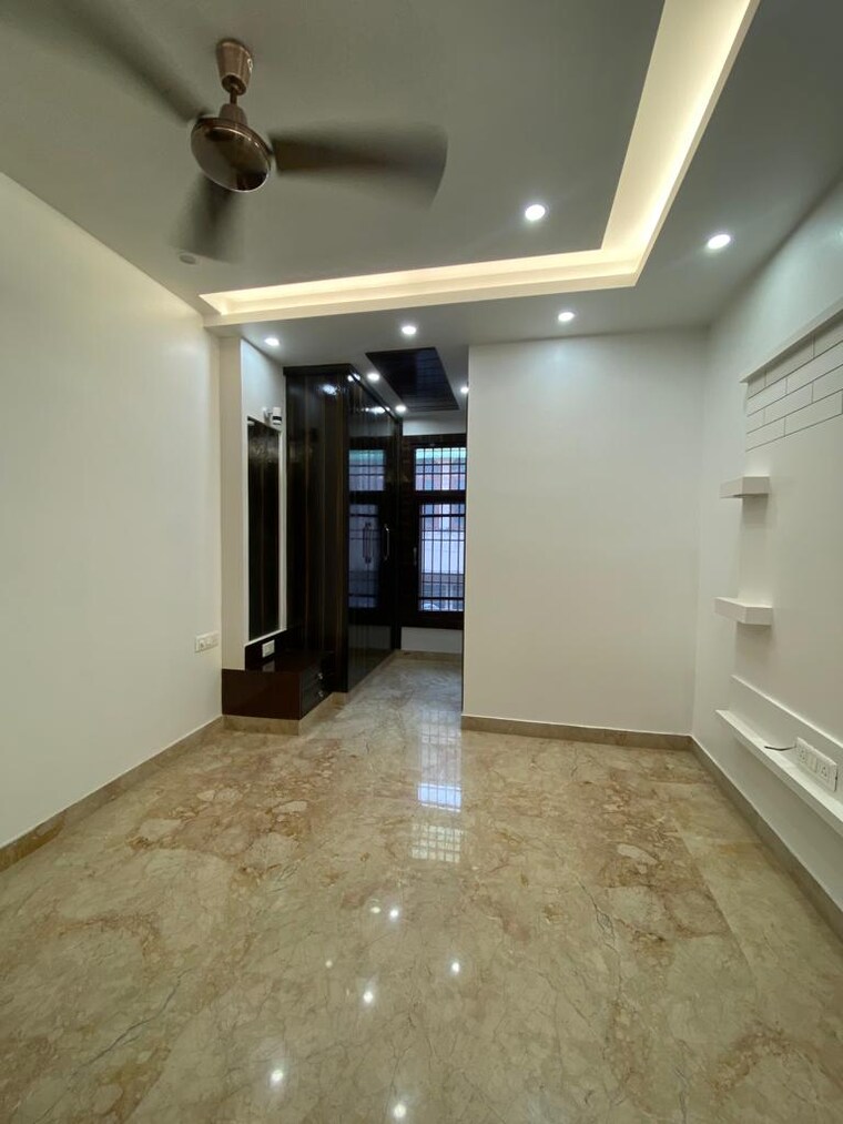 Room, shreshtha vihar 3 Bedroom 1125 Sq.Ft. Builder Floor In Shreshtha Vihar Delhi 9001963