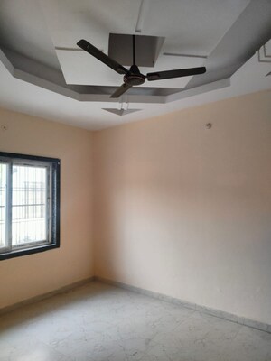 Room in 2 BHK Villa at Jankipuram Vistar – for Sale