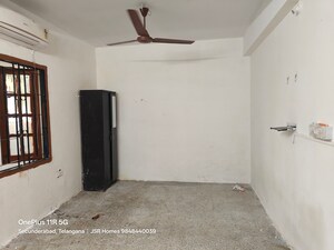 Room in 5 BHK Independent House at West Marredpally – for Sale