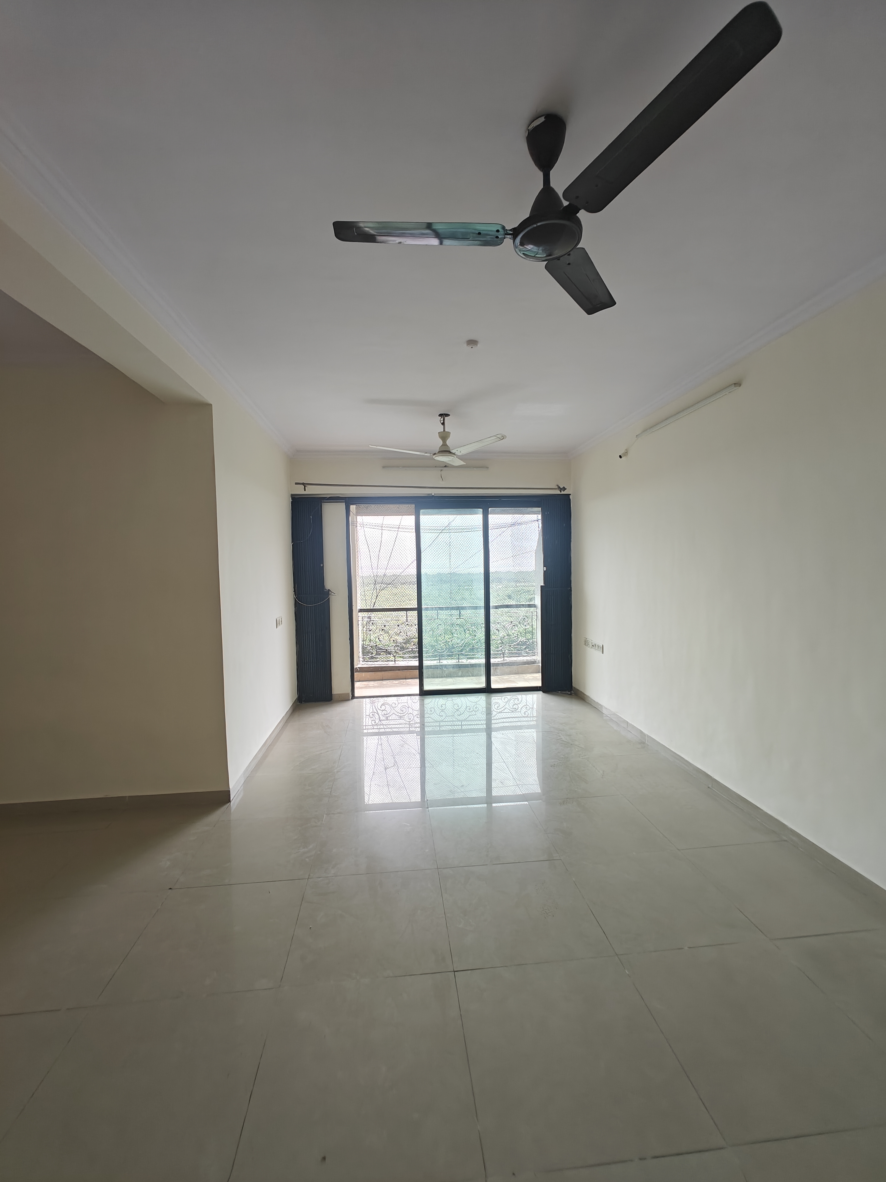 3 BHK 1400 Sq.Ft. Apartment in Jay Balaji CHS