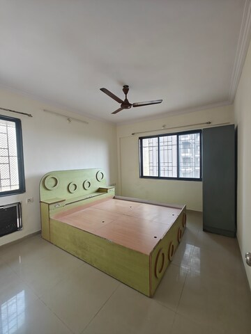 Room in 3 BHK Apartment at Jay Balaji CHS, Nerul Sector 6 – for Rent