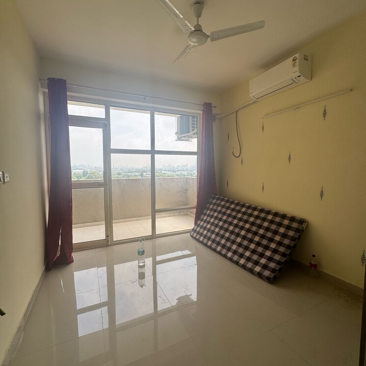 Bathroom, pyramid-pride 2 Bedroom 700 Sq.Ft. Apartment In Sector 76 Gurgaon 9001985