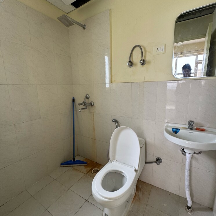 Bathroom, pyramid-pride 2 Bedroom 700 Sq.Ft. Apartment In Sector 76 Gurgaon 9001985