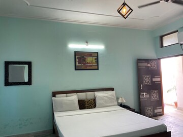 Furnished Amenities in 6+ BHK Independent House at Nijampur Malhaur – for Rent