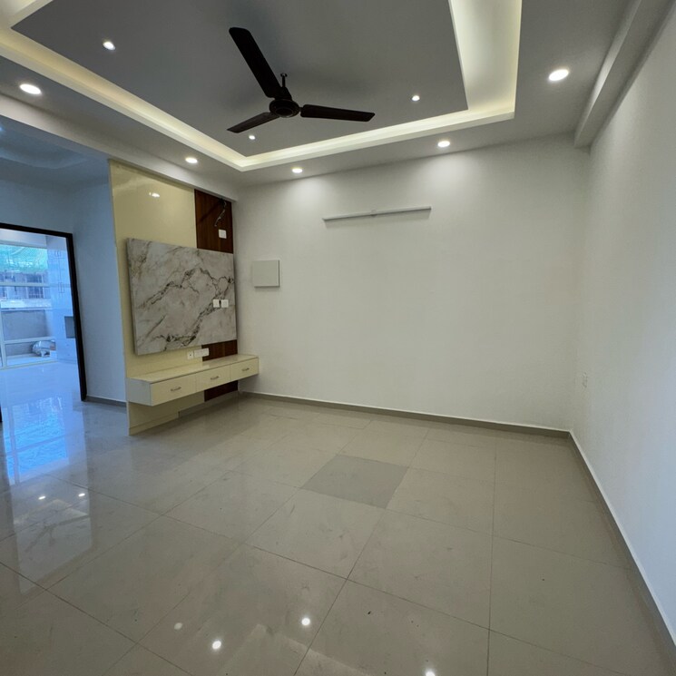 Kitchen, pyramid-pride 2 Bedroom 578 Sq.Ft. Apartment In Sector 76 Gurgaon 9001989