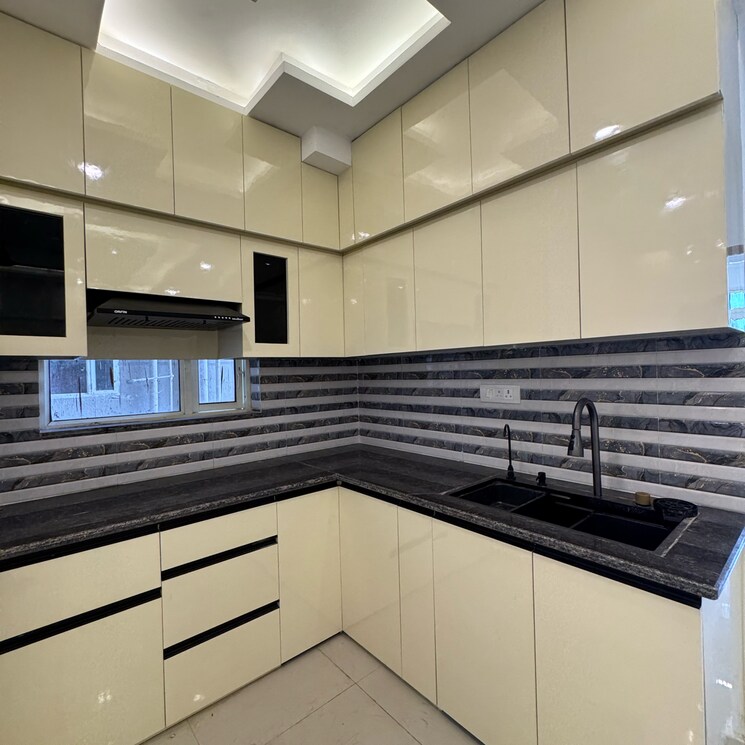 Kitchen, pyramid-pride 2 Bedroom 578 Sq.Ft. Apartment In Sector 76 Gurgaon 9001989