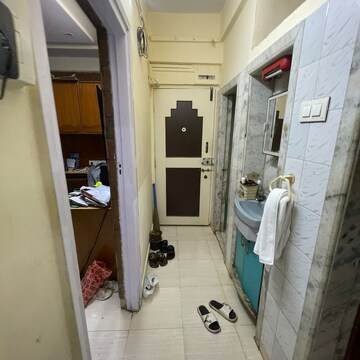 Living Room in 1 BHK Apartment at Goregaon West – for Rent