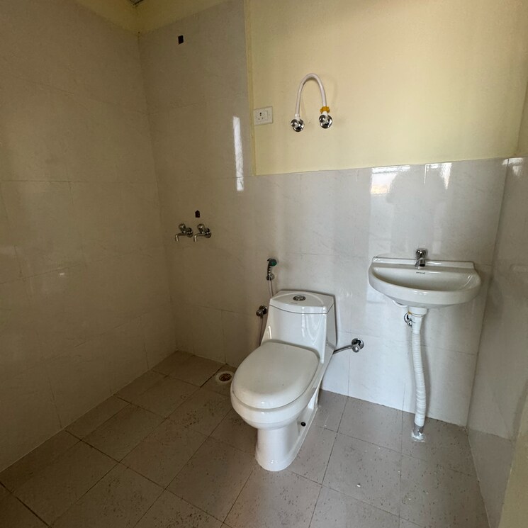 Bathroom, pyramid-pride 2 Bedroom 578 Sq.Ft. Apartment In Sector 76 Gurgaon 9001998