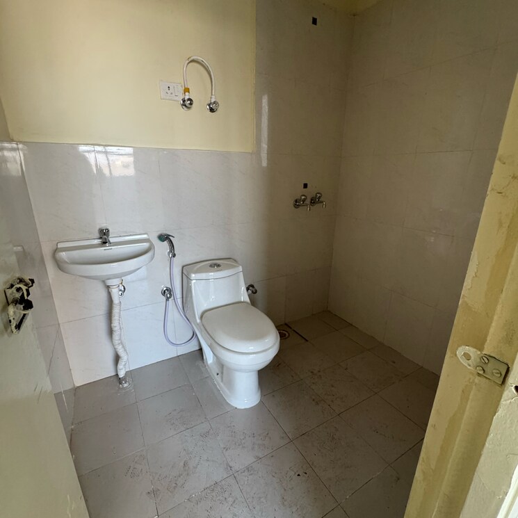 Bathroom, pyramid-pride 2 Bedroom 578 Sq.Ft. Apartment In Sector 76 Gurgaon 9001998