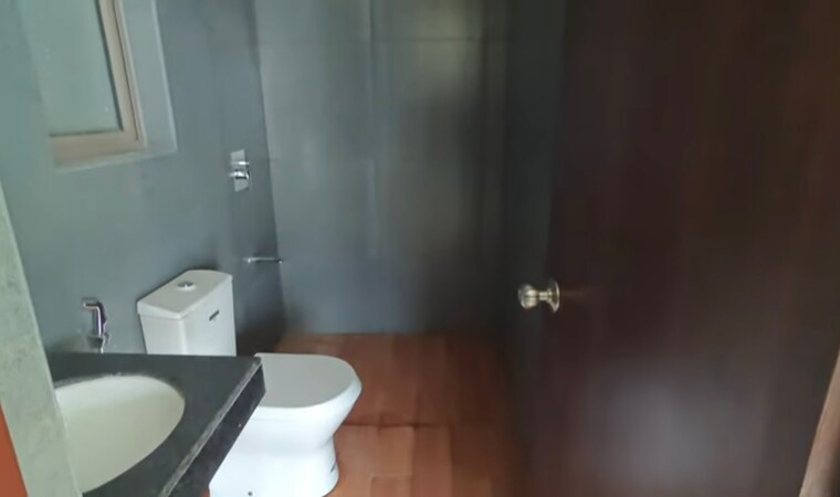 Bathroom, kalpataru-paramount 2 Bedroom 711 Sq.Ft. Apartment In Kapur Bawdi Thane 9002013