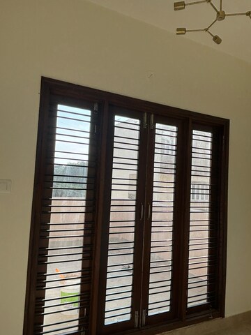 Room in 4 BHK Independent House at Sultanpalya – for Sale