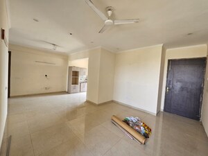 Room in 3.5 BHK Apartment at Sushma Urban Views, Ghazipur – for Sale